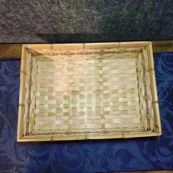 Bamboo Basket/Tray w/Dark Brown Weave - Picture 5 of 8